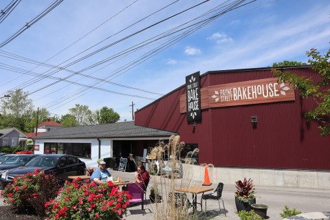 The Deep Dish Pie From This Kentucky Bakery Might Be The Best Thing Ever