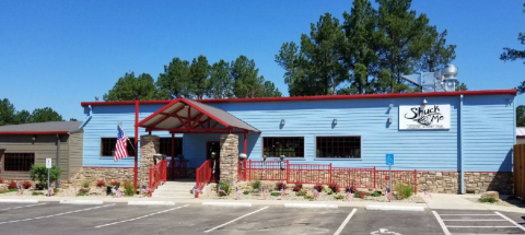 The Fried Fish At This Oklahoma Restaurant Are So Gigantic They Fall Off The Plate