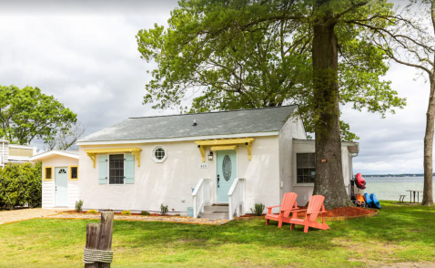 There's A Beach-Themed Vrbo In Virginia And It's Just Like Spending The Night In Paradise