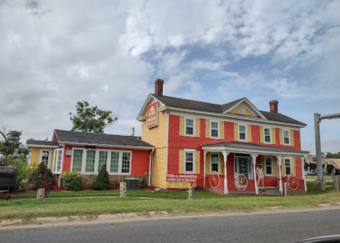 The One Mexican Restaurant In Virginia With Surprisingly Delicious Burgers