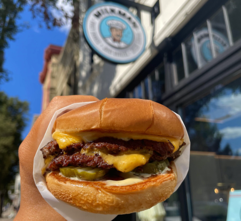 Order A Smash Burger And Shake At This Retro Diner In Cincinnati, Ohio