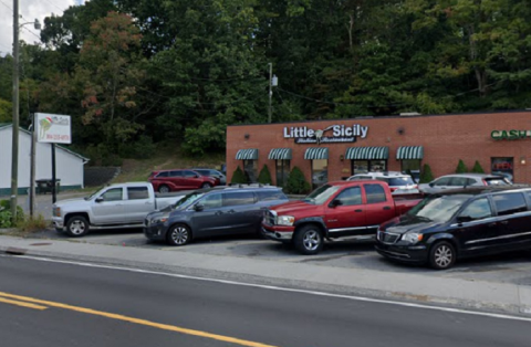 The One Italian Restaurant In West Virginia With Surprisingly Delicious Burgers