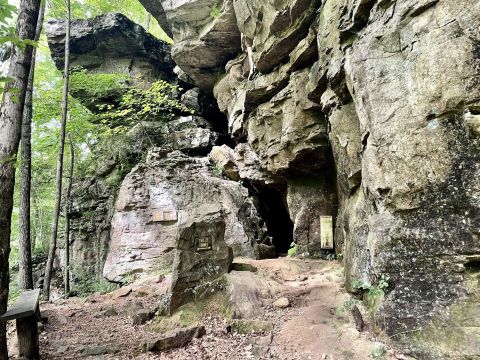 The Tunnel Trail In Alabama That Will Take You On An Unforgettable Adventure