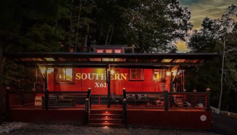 Spend The Night In An Historic Train With Accomodations Near This Little-Known Historic North Carolina Railway Grade