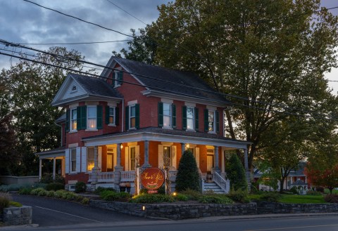 The Adults-Only Resort In Pennsylvania Where You Can Enjoy Some Much-Needed Peace And Quiet