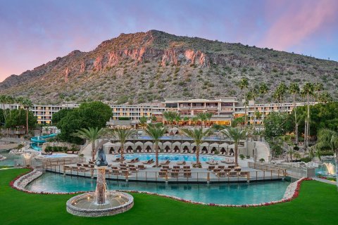 Best Hotels & Resorts in Arizona: 12 Amazing Places to Stay