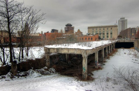 This Fascinating New York Subway System Has Been Abandoned And Reclaimed By Nature For Decades Now