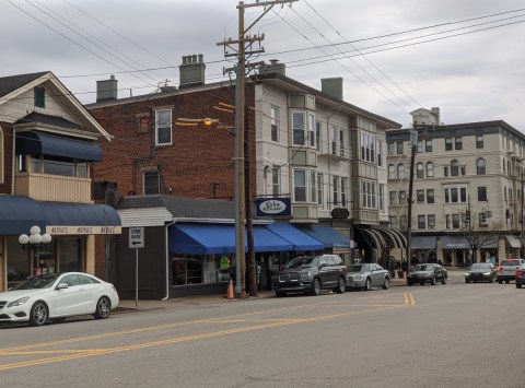 This Tiny Restaurant In Ohio Always Has A Line Out The Door, And There's A Reason Why