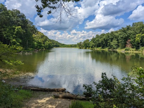 Take This Easy Trail To An Amazing, Crystal-Clear Lake In Indiana