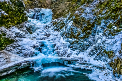 The Park In Alaska That Transforms Into An Ice Palace In The Winter