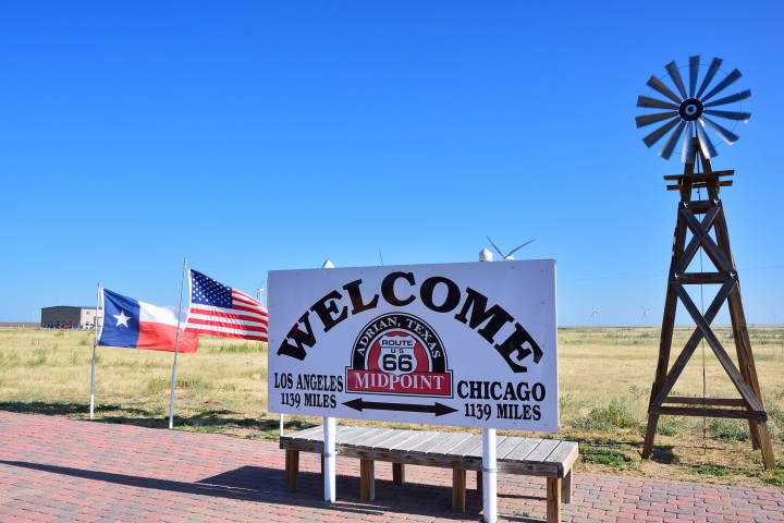 Midpoint between Chicago and Los Angeles in the historic Route 66.