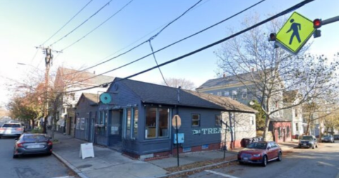 People Are Going Wild Over The Homemade Donuts At This Rhode Island Donut Shop