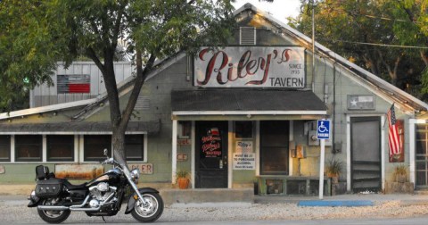 Dine At The Historic Spot In Texas That Was The State's First Bar After Prohibition