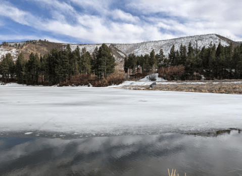 If you want to go cross-country skiing here, take the 2.3-mile campground road, which is closed to vehicles during the winter, is the route to take.