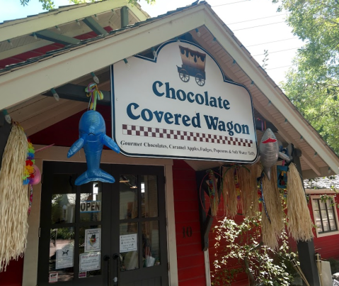 This Candy Store in Utah Was Ripped Straight From The Pages Of A Fairytale