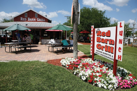 This Rustic Barn Restaurant In Florida Serves Up Heaping Helpings Of Delicious Cooking