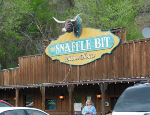 This Rustic Restaurant In Oregon Serves Up Heaping Helpings Of Country Cooking