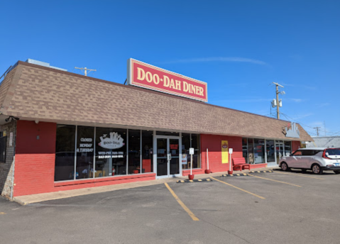 The Delicious Restaurant In Kansas With Incredible Monkey Bread