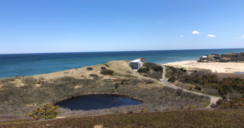 The Marvelous 1.9-Mile Trail In Massachusetts Leads Adventurers To A Little-Known Overlook