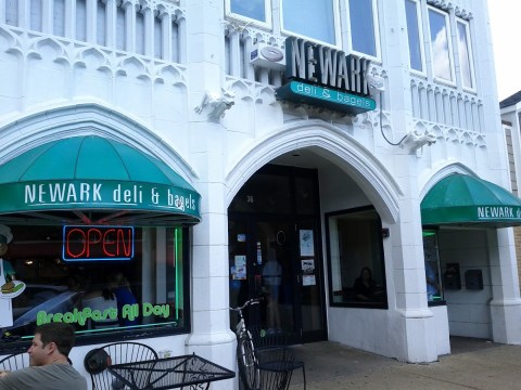 This Tiny Deli In Delaware Always Has A Line Out The Door, And There's A Reason Why