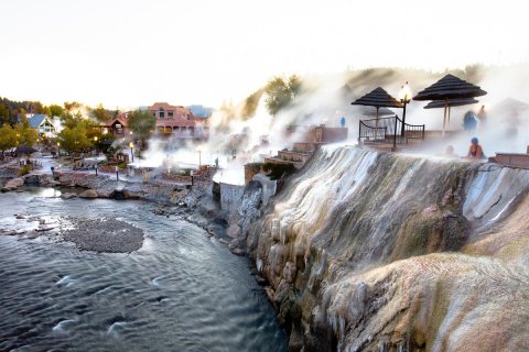 You'd Never Know One Of The Most Incredible Natural Wonders In Colorado Is Hiding In This Tiny Town