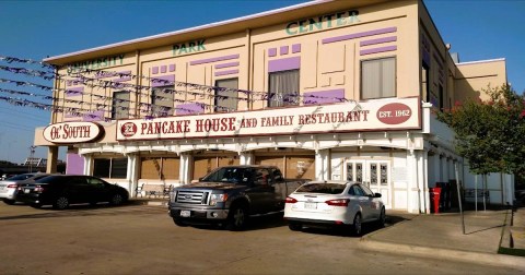 The Historic Restaurant In Texas Where You Can Still Experience Southern Hospitality