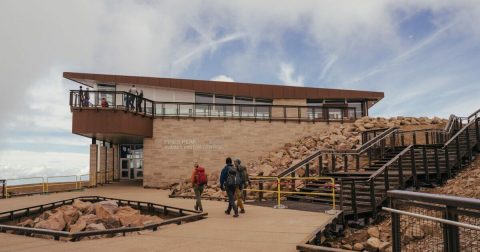 People Are Going Wild Over The World-Famous Donuts Found At The Top Of This Colorado Mountain