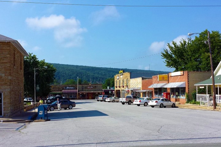 best small towns in arkansas