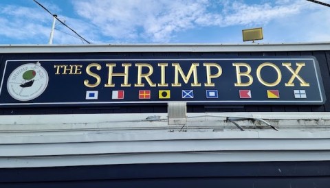 Enjoy The Freshest Coastal Seafood At At This One-Of-A-Kind Seafood Restaurant In New Jersey