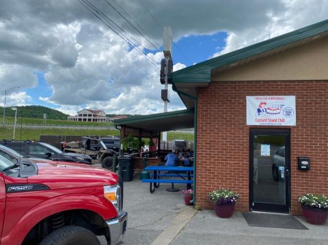 Enjoy Fair Foods Almost All-Year Round At This Unique West Virginia Restaurant