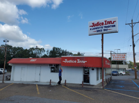 You Can Still Get A Burger, But No Fries At This Old School Eatery In Louisiana