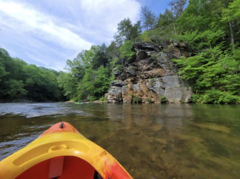 6 Best Natural Lazy Rivers For Tubing In North Carolina