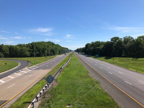 This Scenic Drive Runs Straight Through New Jersey's Sawmill Park, And It's A Breathtaking Journey