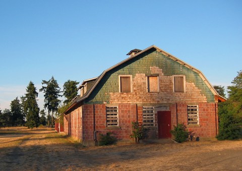 Admission-Free, Fort Steilacoom Park In Washington Is The Perfect Day Trip Destination