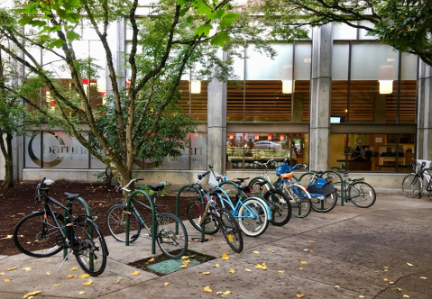 The Cafeteria-Style Restaurant With Some Of The Best College Food In Oregon