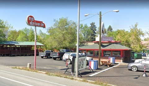 You Can Still Order Burgers Through A Drive-In At This Old School Eatery In Montana