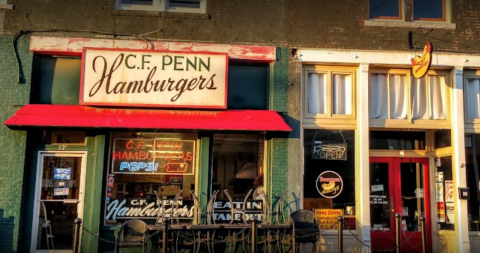 You Can Still Enjoy Deep-Fried Hamburgers At This Old-School Eatery In Alabama