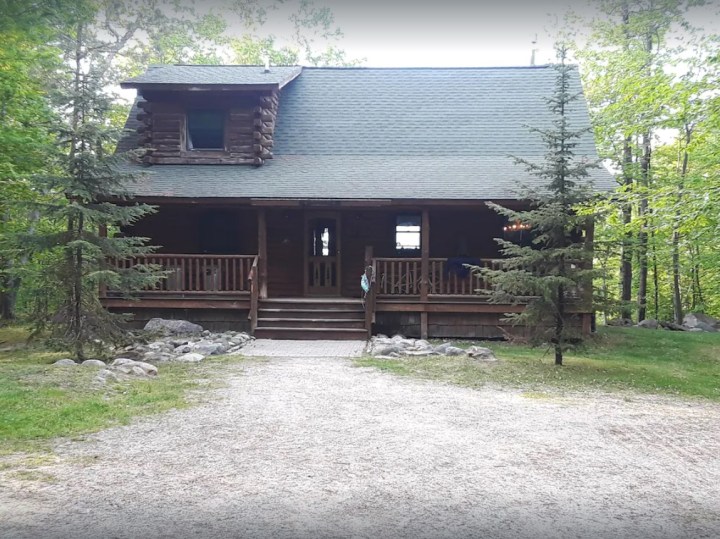 Lakefront Cabin Cheboygan Michigan