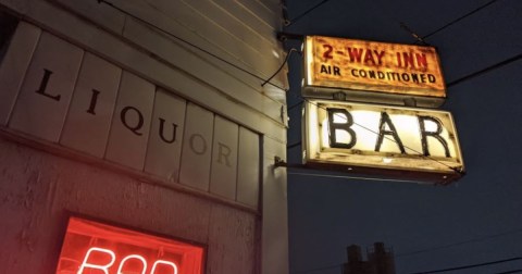 Drink At The Historic Spot In Michigan That Has Been A Local Favorite Since 1876