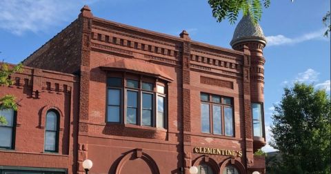 The Historic Restaurant In Michigan Where You Can Still Experience Old-Fashioned Charm