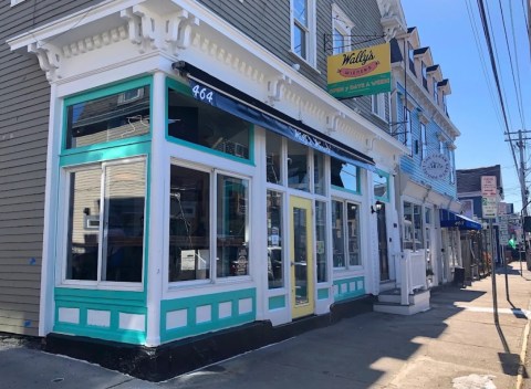 This Hot Dog Shop In Rhode Island Is A Deliciously Awesome Place To Dine