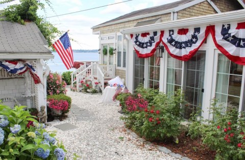 Get Away From It All At This Oceanfront Cottage In Rhode Island