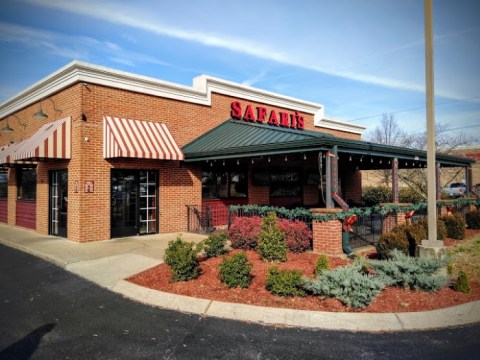 The Menu Items At This Tennessee Restaurant Are Named After The African Safari, And The Food Is Wild