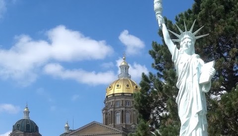 We Bet You Didn't Know There Was A Miniature Statue Of Liberty In Iowa