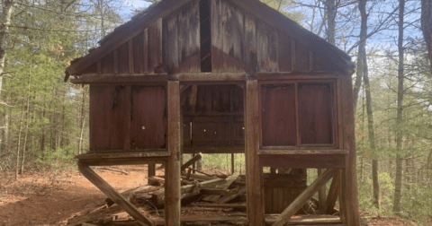 The Shelter Trail In Rhode Island Leads You Straight To An Abandoned Summer Camp