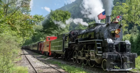 Board These 5 Trains In North Carolina For A Memorable Experience