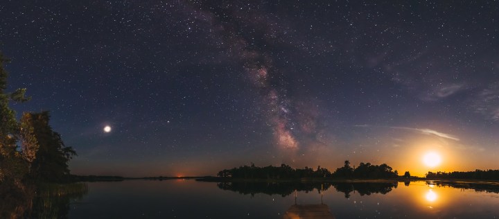 Minnesota Best of the world : A clear night sky over Minnesota’s only national park with Jupiter, Saturn and the moon in view.