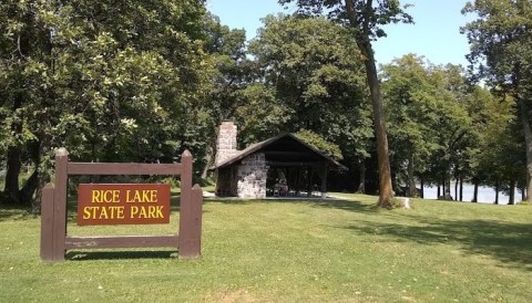 Few People Know There's A Beautiful State Park Hiding In This Tiny Iowa Town