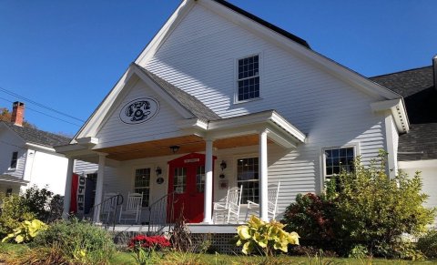 There's A Telephone Museum In New Hampshire, And It's One Of The Quirkiest Places You'll Ever Go