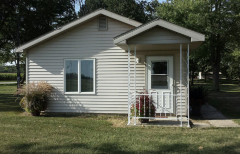 This Charming Cabin In Illinois Is The Perfect Place For A Relaxing Getaway